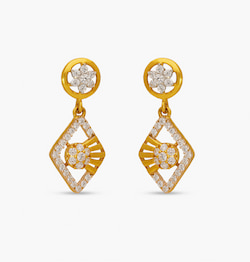 The Staggering Earring